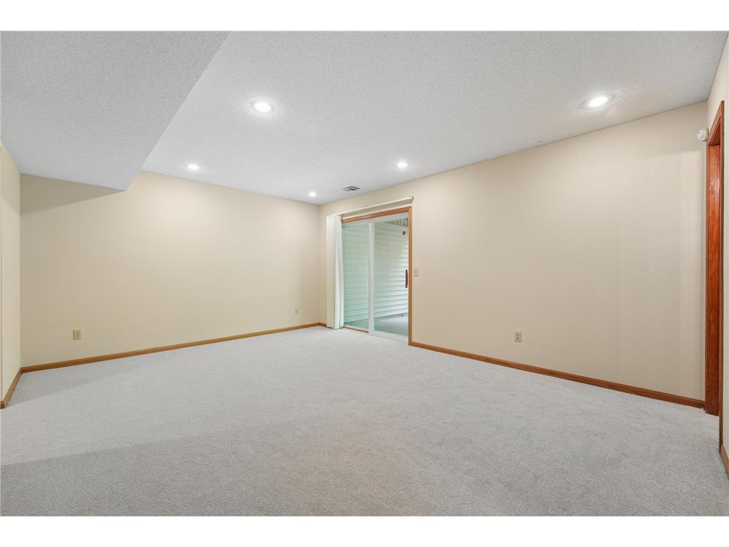 13015 Penn Avenue S Burnsville MN 55337 7067177 image20
