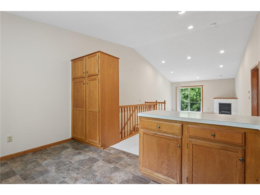 13015 Penn Avenue S Burnsville MN 55337 7067177 image9