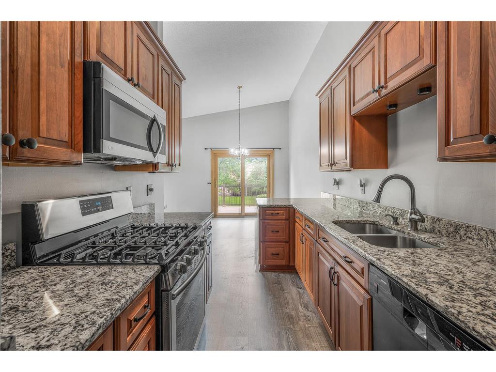 13016 45th Avenue N Plymouth MN 55442 6533384 image1