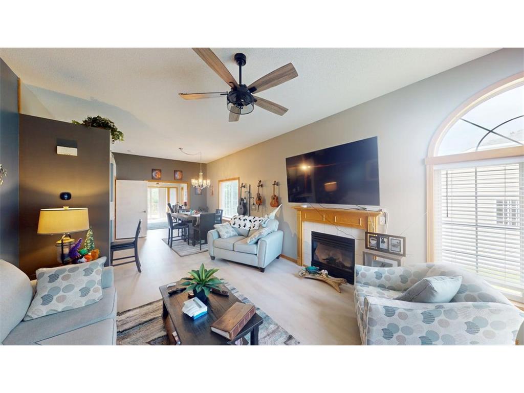 13018 Ulysses Street NE Blaine MN 55434 6822028 image1