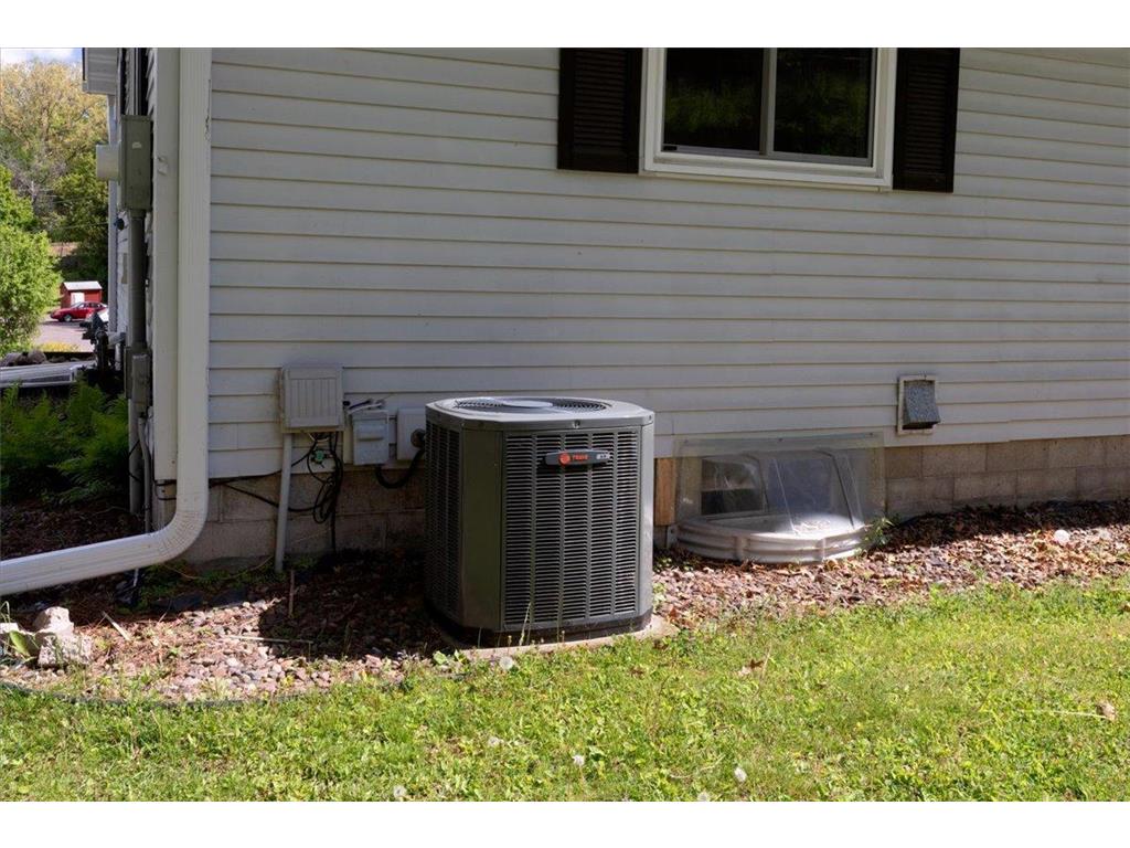 1302 15th Avenue E Menomonie WI 54751 7076696 image11