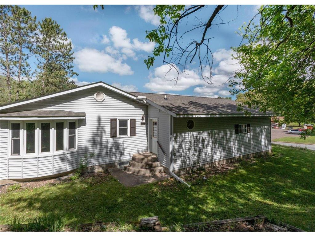 1302 15th Avenue E Menomonie WI 54751 7076696 image14
