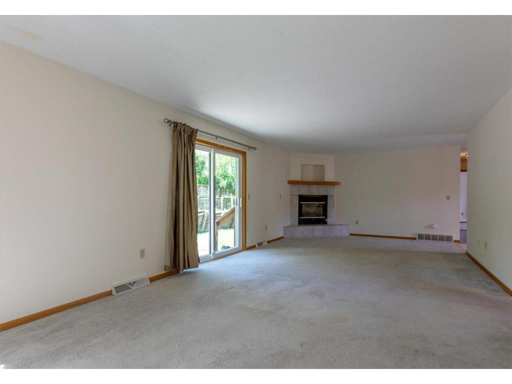 1302 15th Avenue E Menomonie WI 54751 7076696 image33