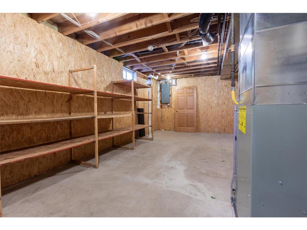 1302 15th Avenue E Menomonie WI 54751 7076696 image39