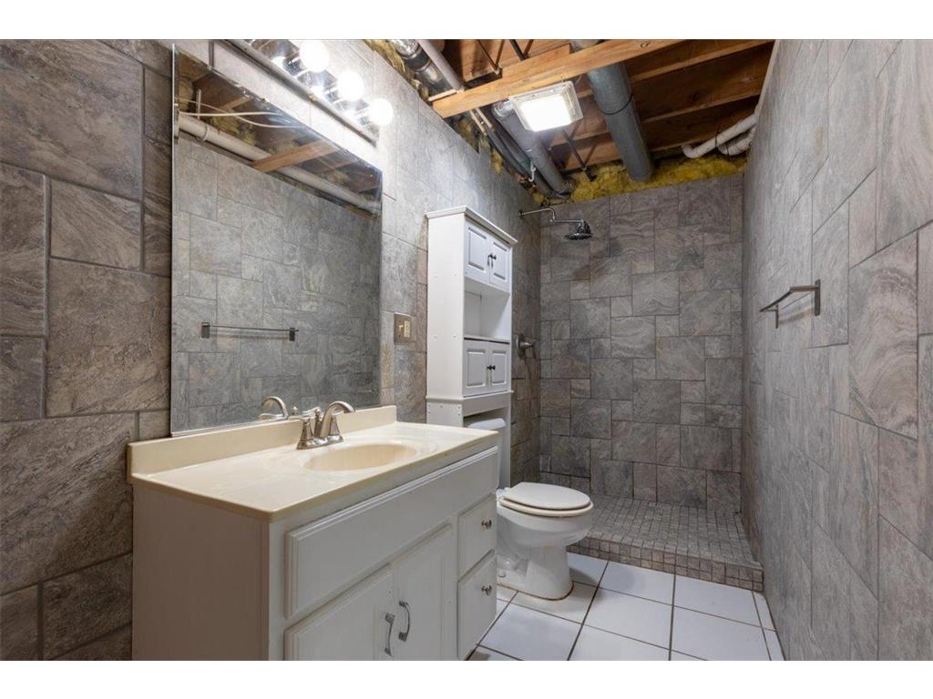 1302 15th Avenue E Menomonie WI 54751 7076696 image48