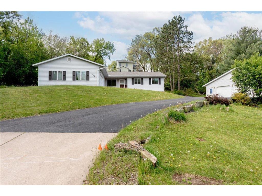 1302 15th Avenue E Menomonie WI 54751 7076696 image8