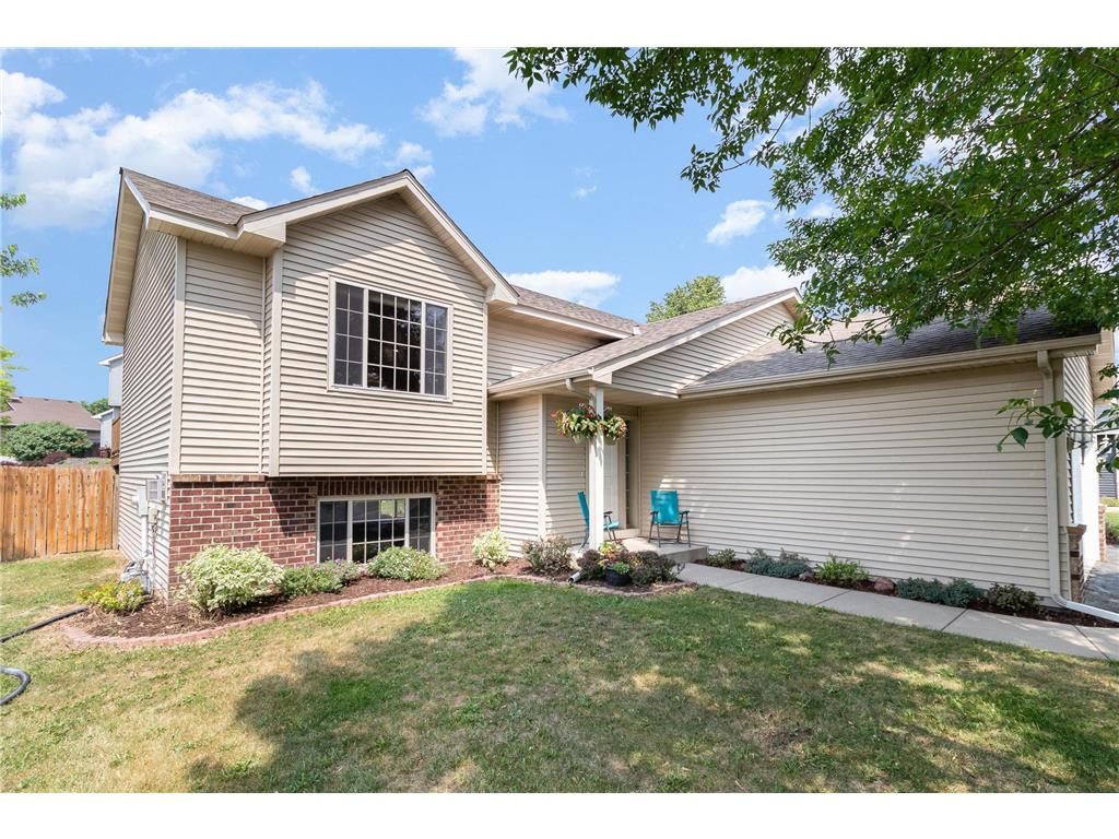 1302 English Avenue NW, New Prague, MN 56071 MLS 6375390 Edina Realty