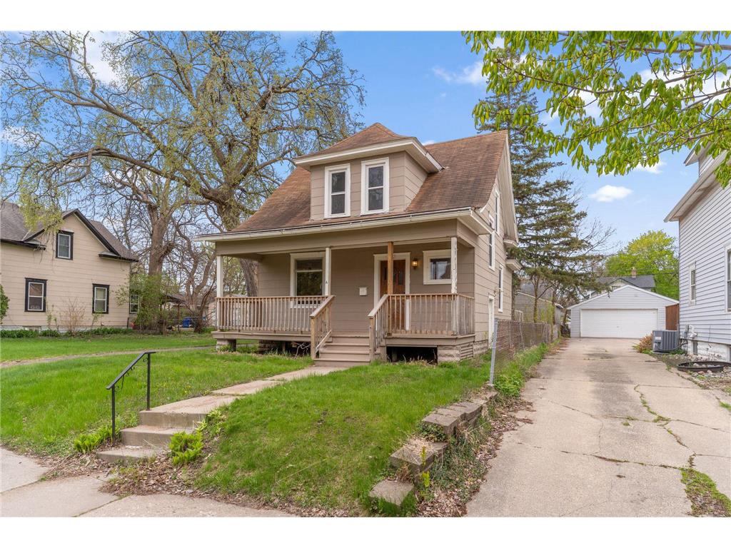 1302 Hewitt Avenue Saint Paul MN 55104 7092251 image1