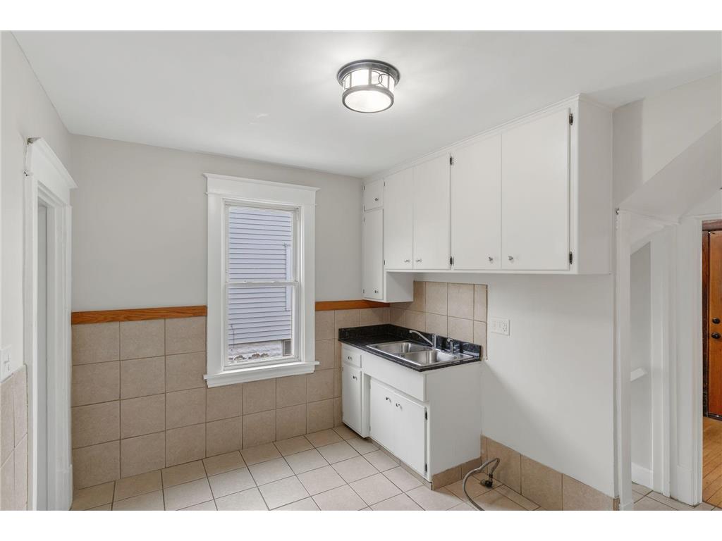 1302 Hewitt Avenue Saint Paul MN 55104 7092251 image13