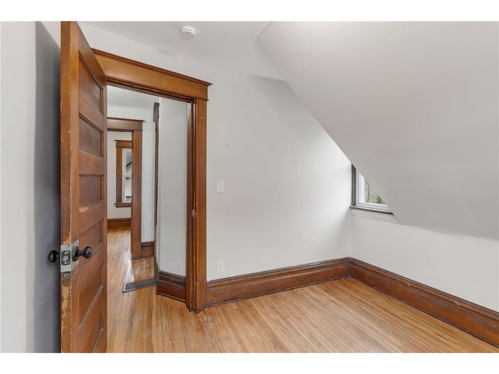 1302 Hewitt Avenue Saint Paul MN 55104 7092251 image21