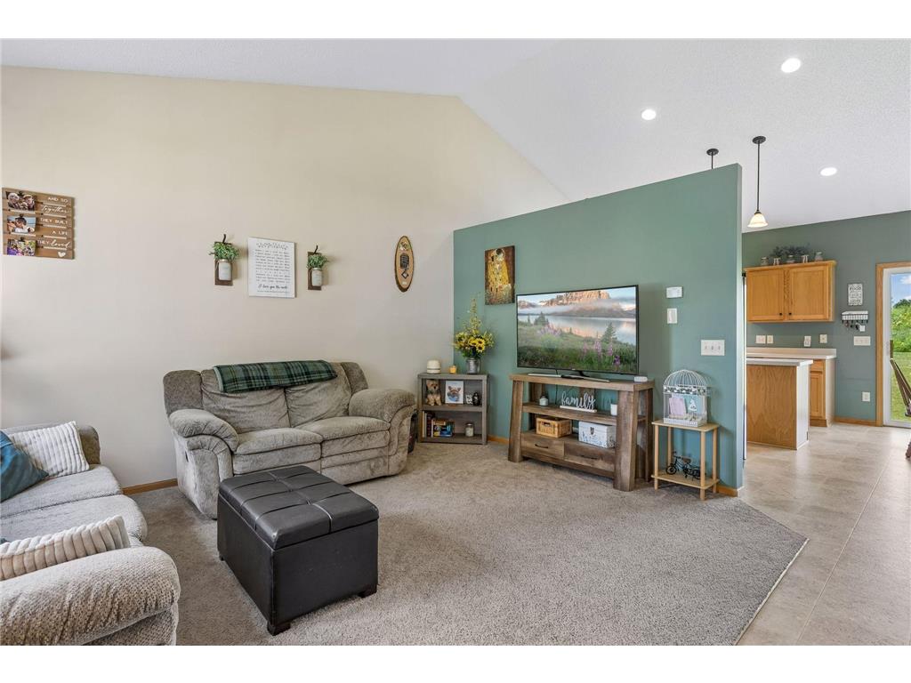 1302 Prairie Street NW Montgomery MN 56069 7103702 image13