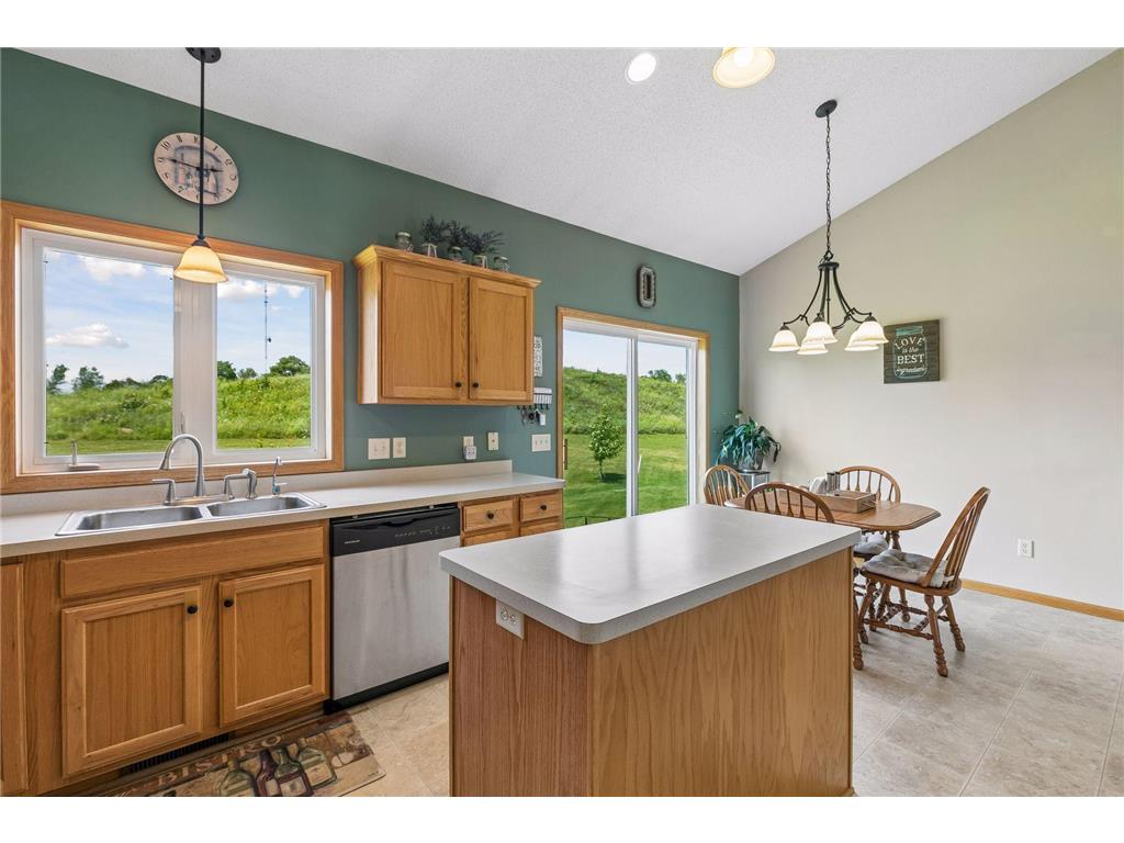 1302 Prairie Street NW Montgomery MN 56069 7103702 image24