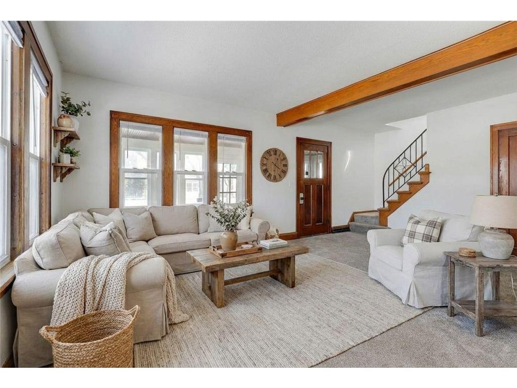 1302 Reaney Avenue Saint Paul MN 55106 7028842 image1