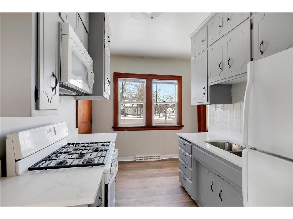 1302 Reaney Avenue Saint Paul MN 55106 7028842 image16