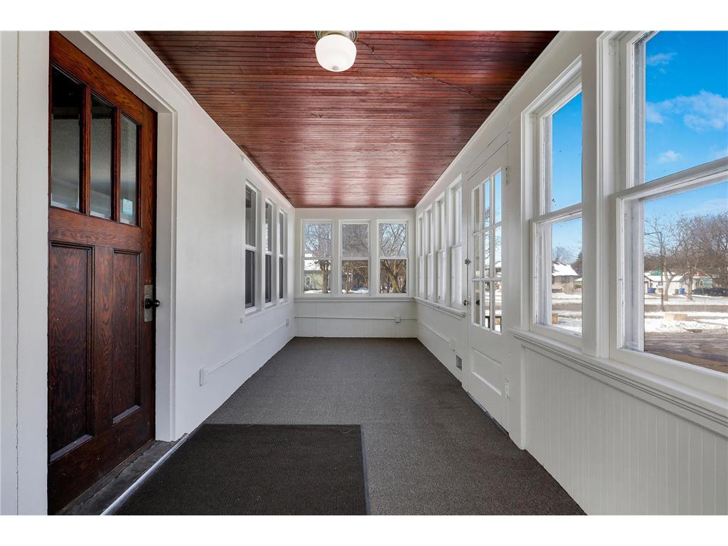 1302 Reaney Avenue Saint Paul MN 55106 7028842 image3