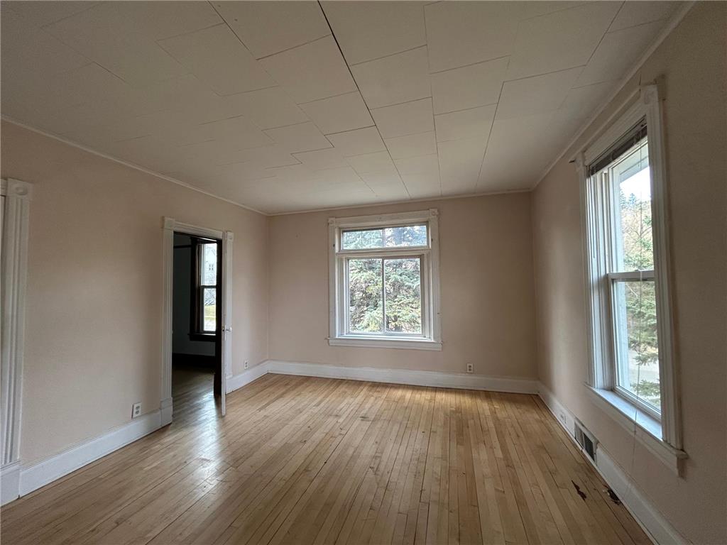 1302 W 1st Street Duluth MN 55806 7066692 image13
