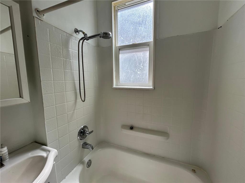 1302 W 1st Street Duluth MN 55806 7066692 image25