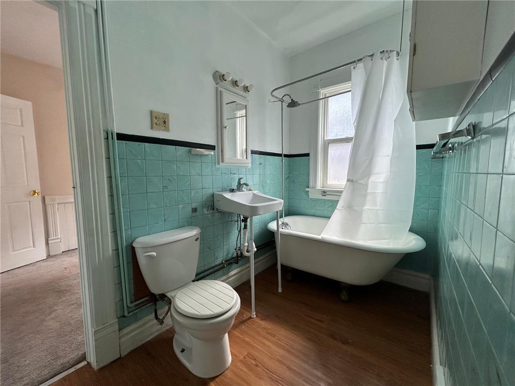 1302 W 1st Street Duluth MN 55806 7066692 image3