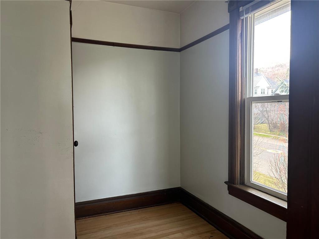 1302 W 1st Street Duluth MN 55806 7066692 image9