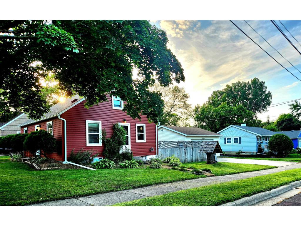 1302 W Clark Street Albert Lea MN 56007 6747788 image7