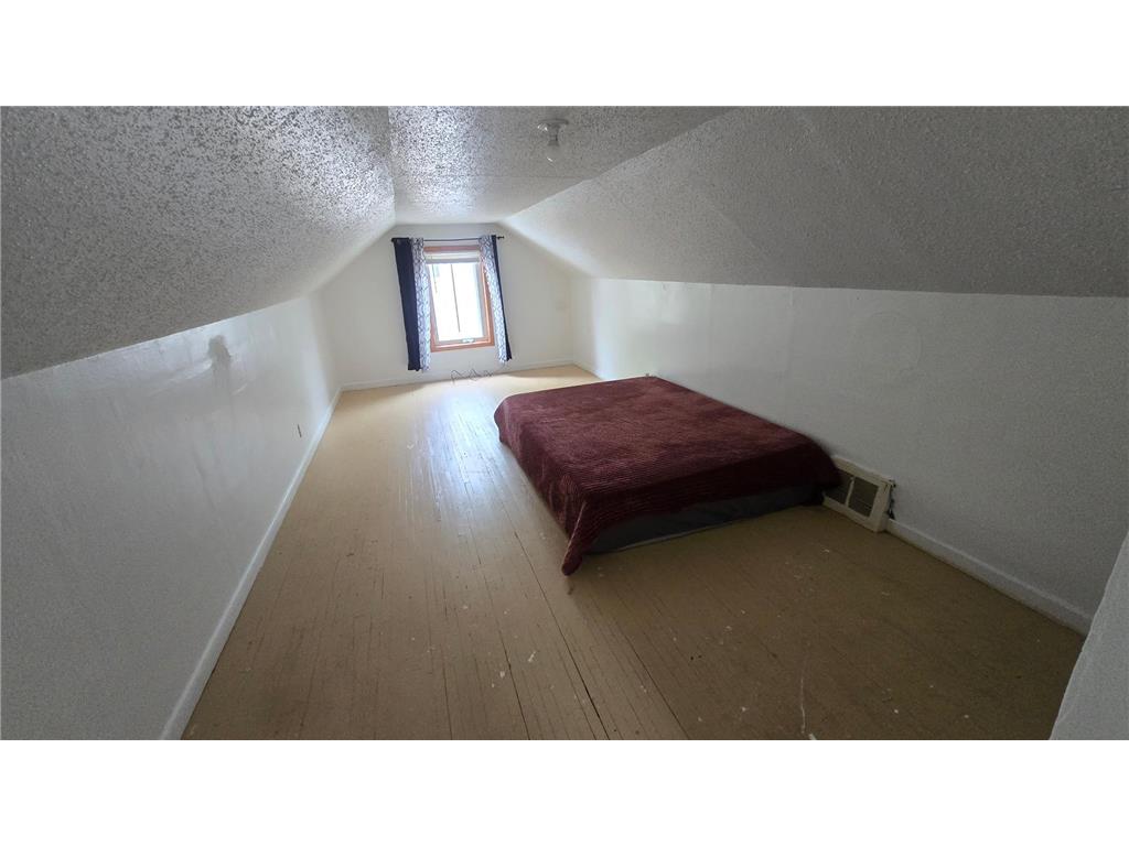 1302 W Clark Street Albert Lea MN 56007 7063101 image18