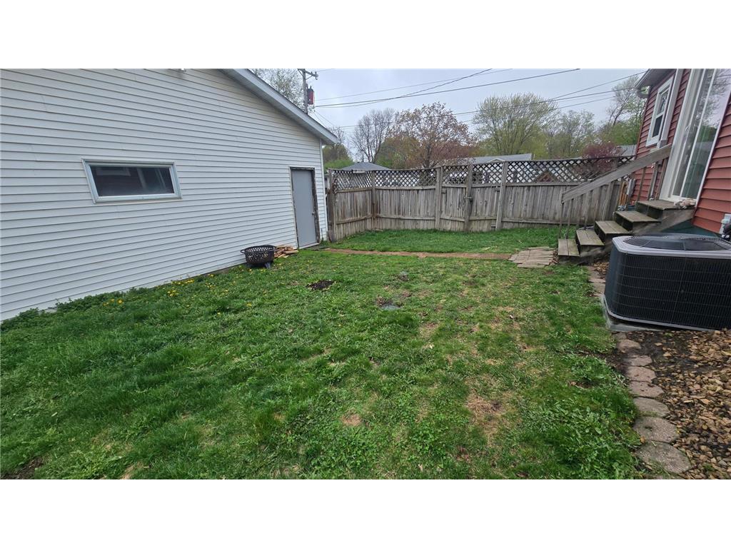 1302 W Clark Street Albert Lea MN 56007 7063101 image31