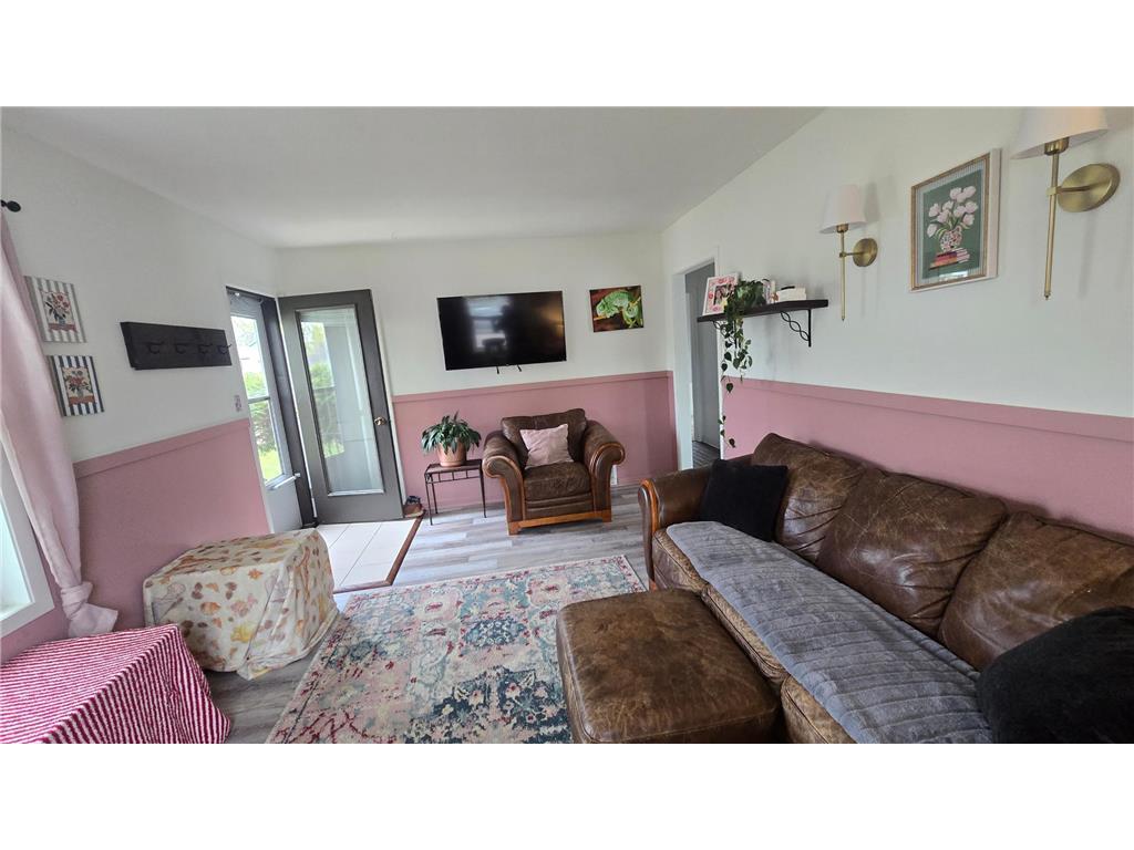 1302 W Clark Street Albert Lea MN 56007 7063101 image7