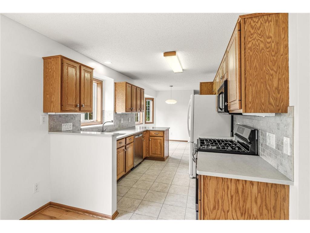 13024 Garrett Lane Apple Valley MN 55124 7096960 image16