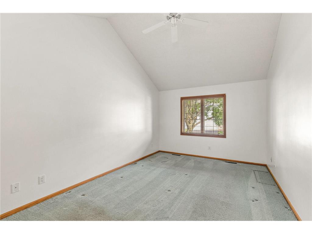 13024 Garrett Lane Apple Valley MN 55124 7096960 image24