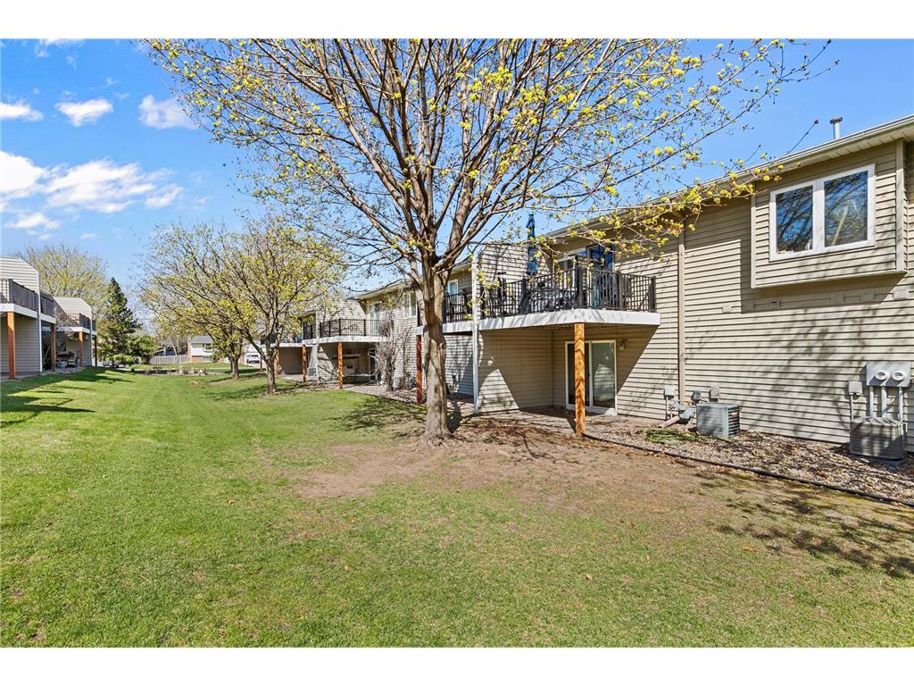 13027 Penn Avenue S Burnsville MN 55337 7045313 image3