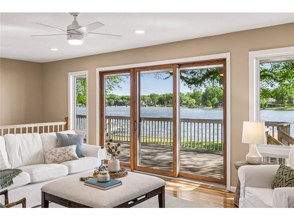 1303 Crystal Lake Road E Burnsville MN 55306 - Crystal 7082969 image27