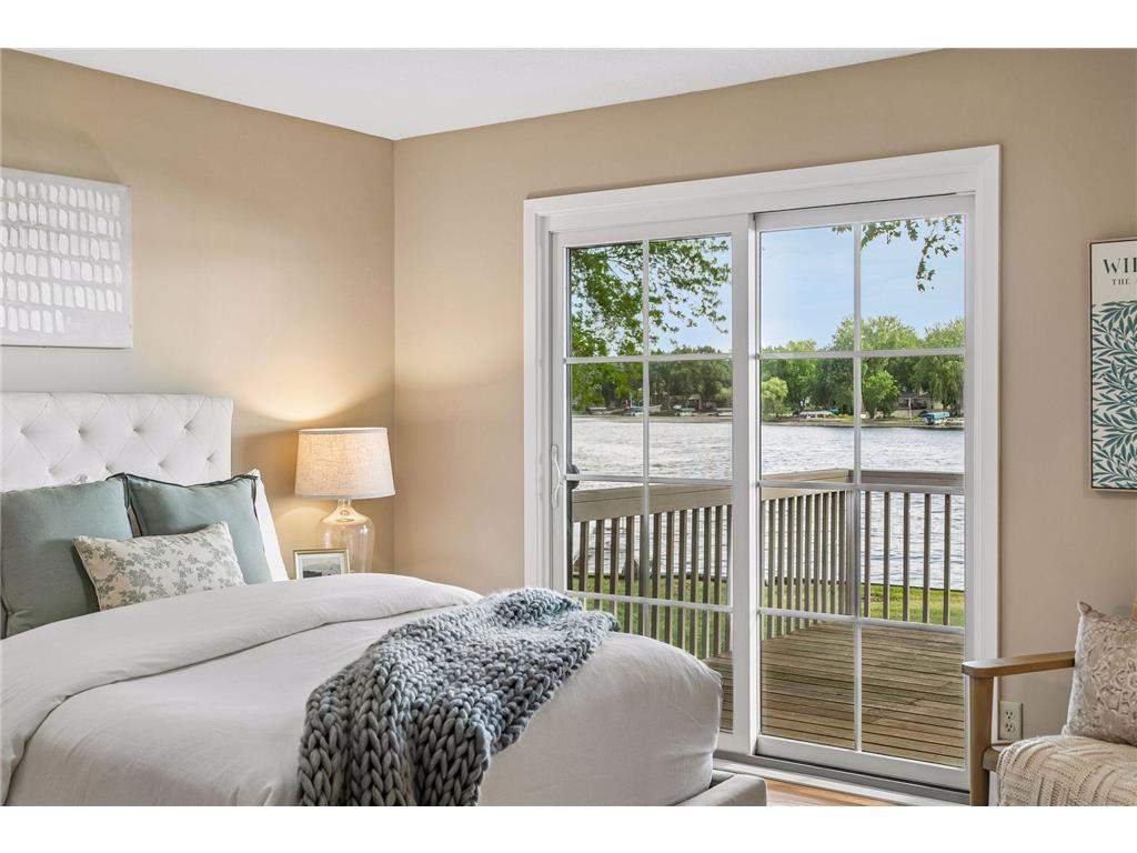 1303 Crystal Lake Road E Burnsville MN 55306 - Crystal 7082969 image35