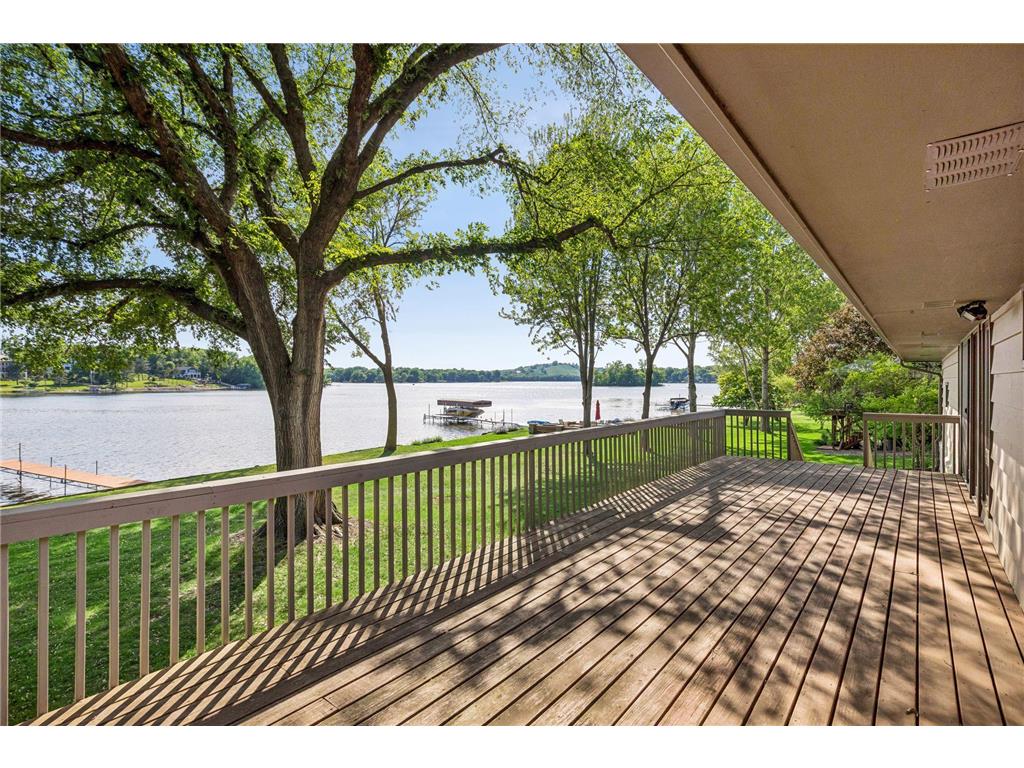 1303 Crystal Lake Road E Burnsville MN 55306 - Crystal 7082969 image4