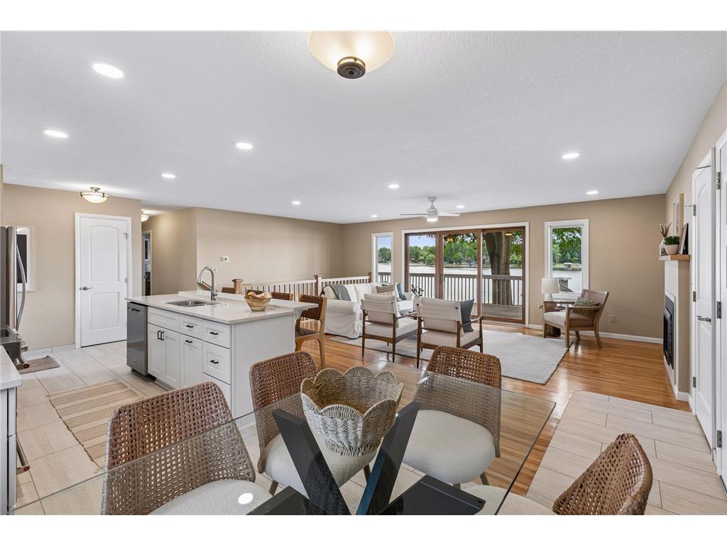 1303 Crystal Lake Road E Burnsville MN 55306 - Crystal 7082969 image76