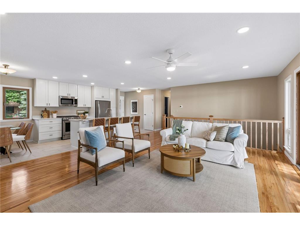 1303 Crystal Lake Road E Burnsville MN 55306 - Crystal 7082969 image80