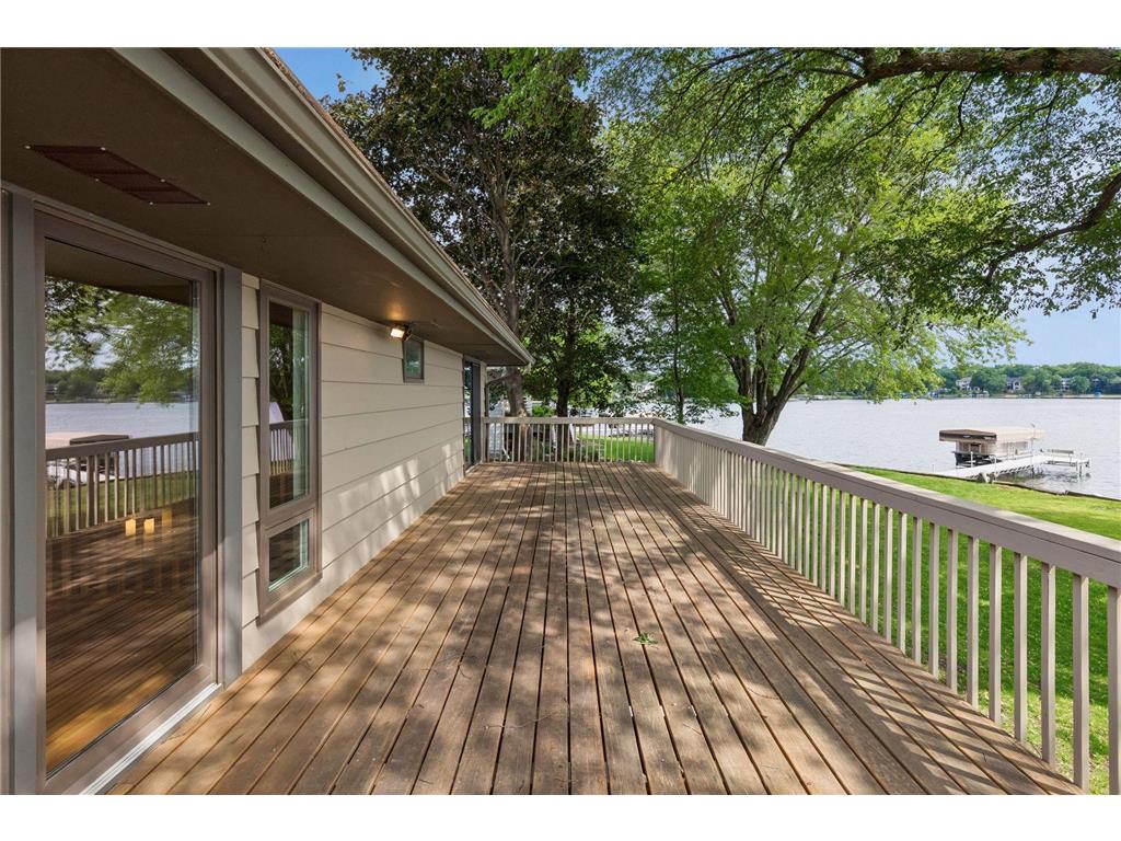 1303 Crystal Lake Road E Burnsville MN 55306 - Crystal 7082969 image82