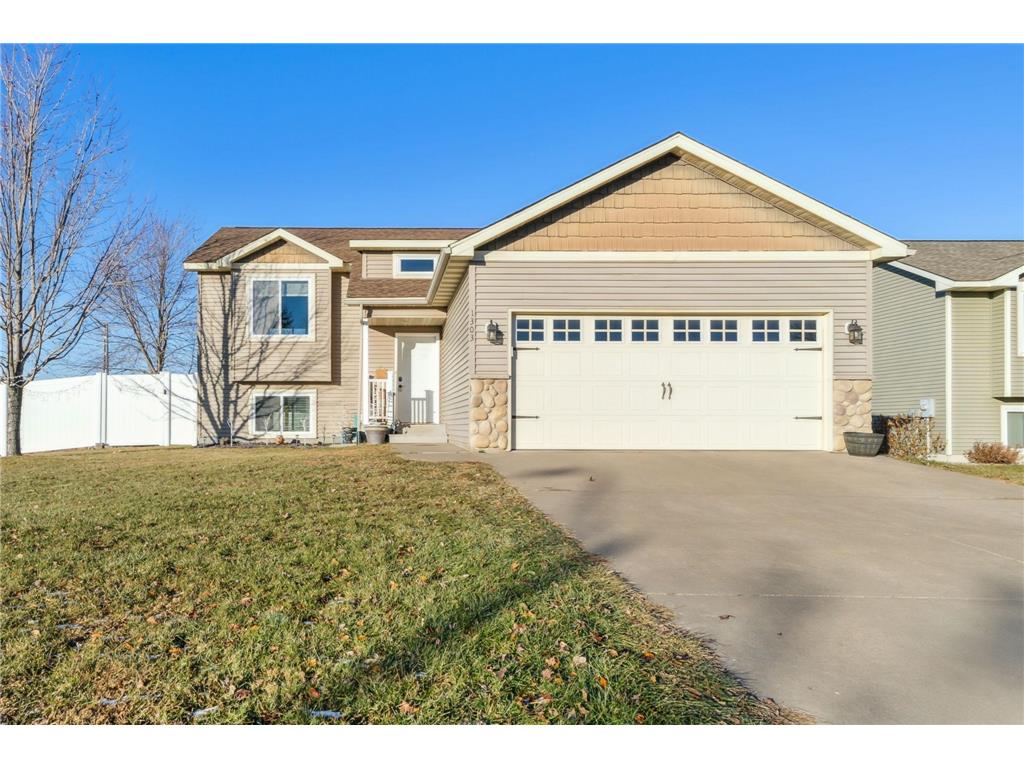 1303 Falcon Place New Richmond WI 54017 6468726 image1