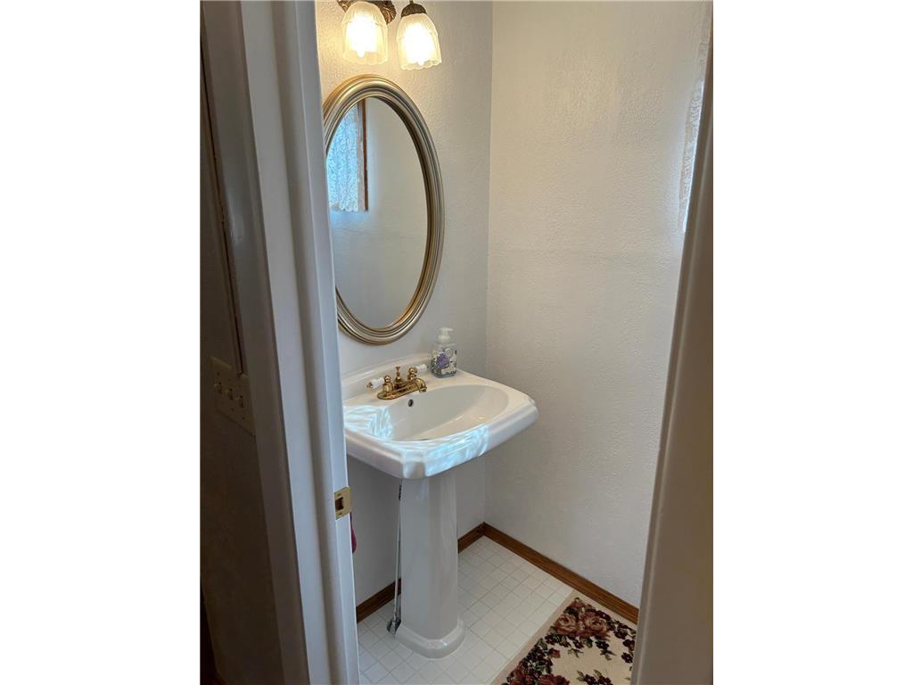 1303 Jefferson Street S Wadena MN 56482 6782240 image27