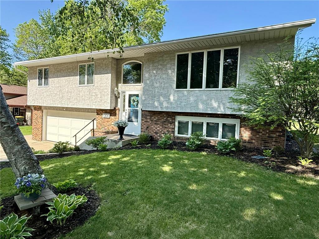 1304 10th Street SE Willmar MN 56201 6701768 image1