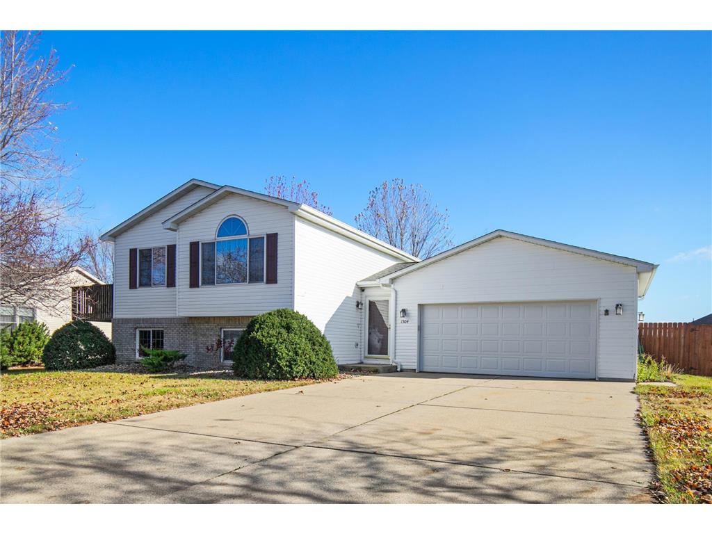 1304 5th Street NE Waseca MN 56093 6628384 image1