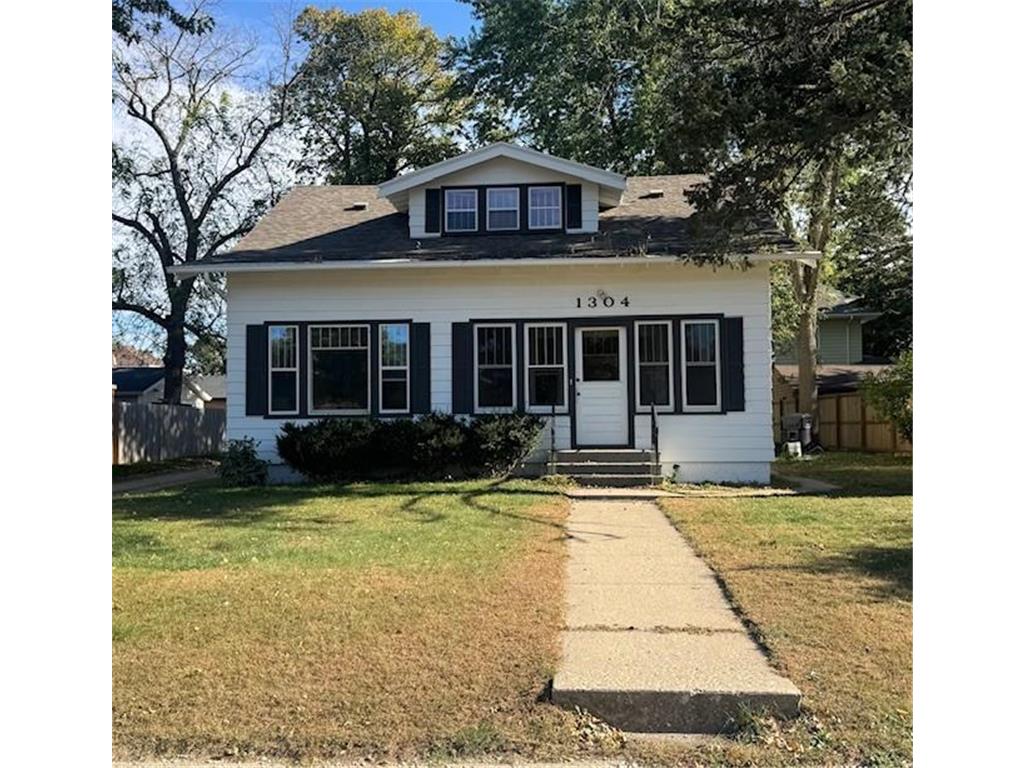 1304 7th Avenue Worthington MN 56187 6800373 image1