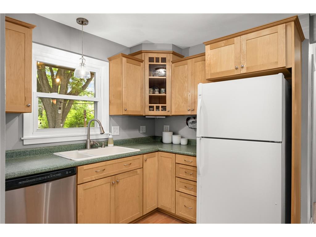 1304 Hall Avenue West Saint Paul MN 55118 7083534 image10