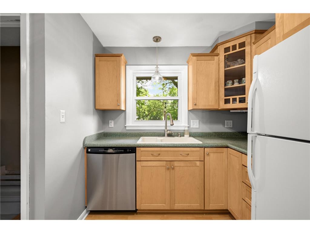1304 Hall Avenue West Saint Paul MN 55118 7083534 image12