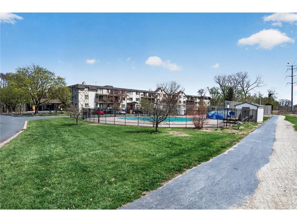 1304 W Medicine Lake Drive #119 Plymouth MN 55441 - Medicine Lake 7059358 image24