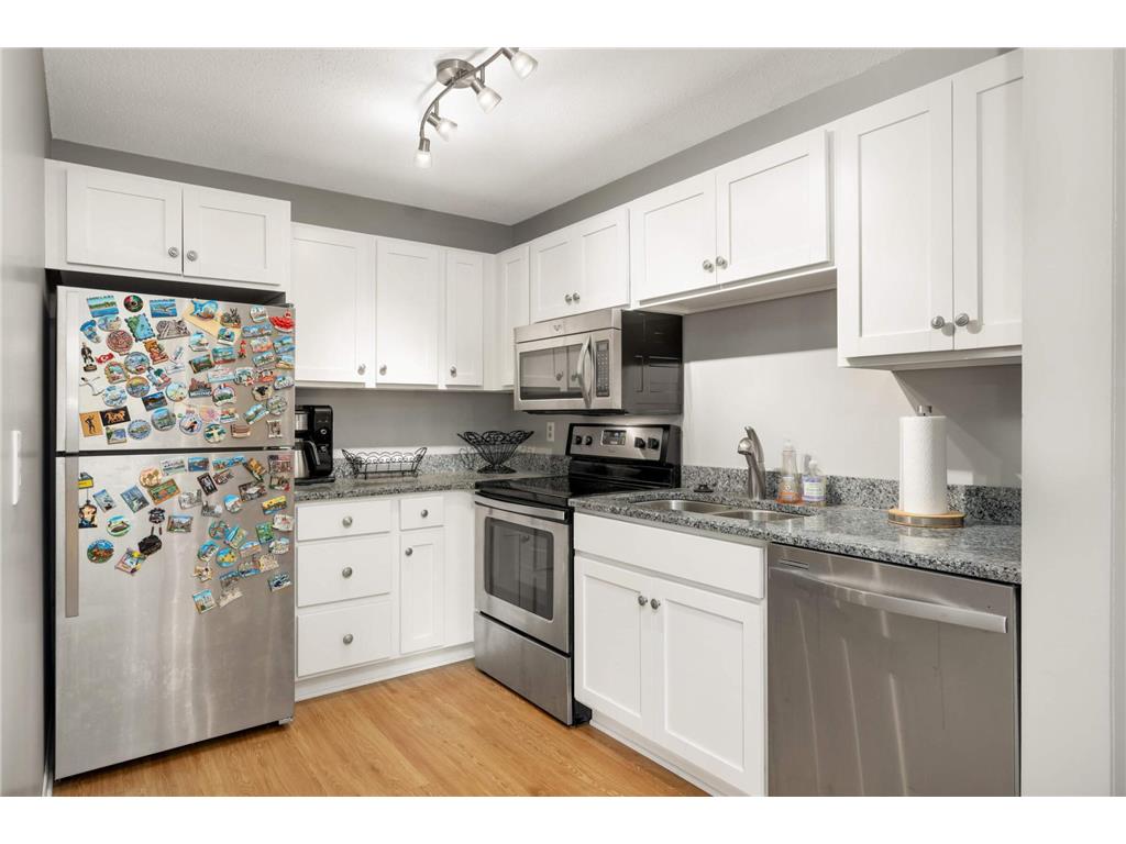 1304 W Medicine Lake Drive #202 Plymouth MN 55441 - Medicine Lake 7003320 image10