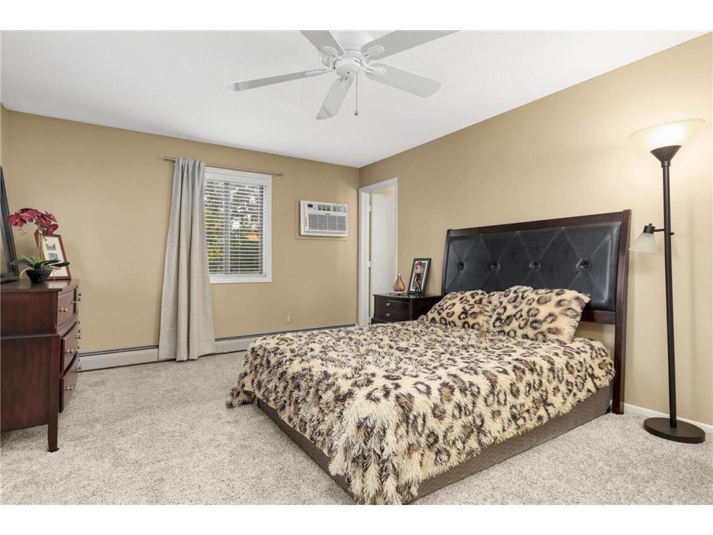 1304 W Medicine Lake Drive #202 Plymouth MN 55441 - Medicine Lake 7060437 image16