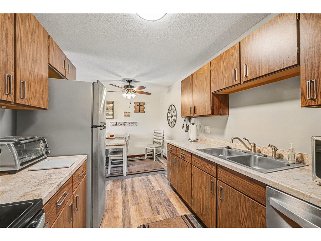 1304 W Medicine Lake Drive #221 Plymouth MN 55441 - Medicine Lake 7063893 image16