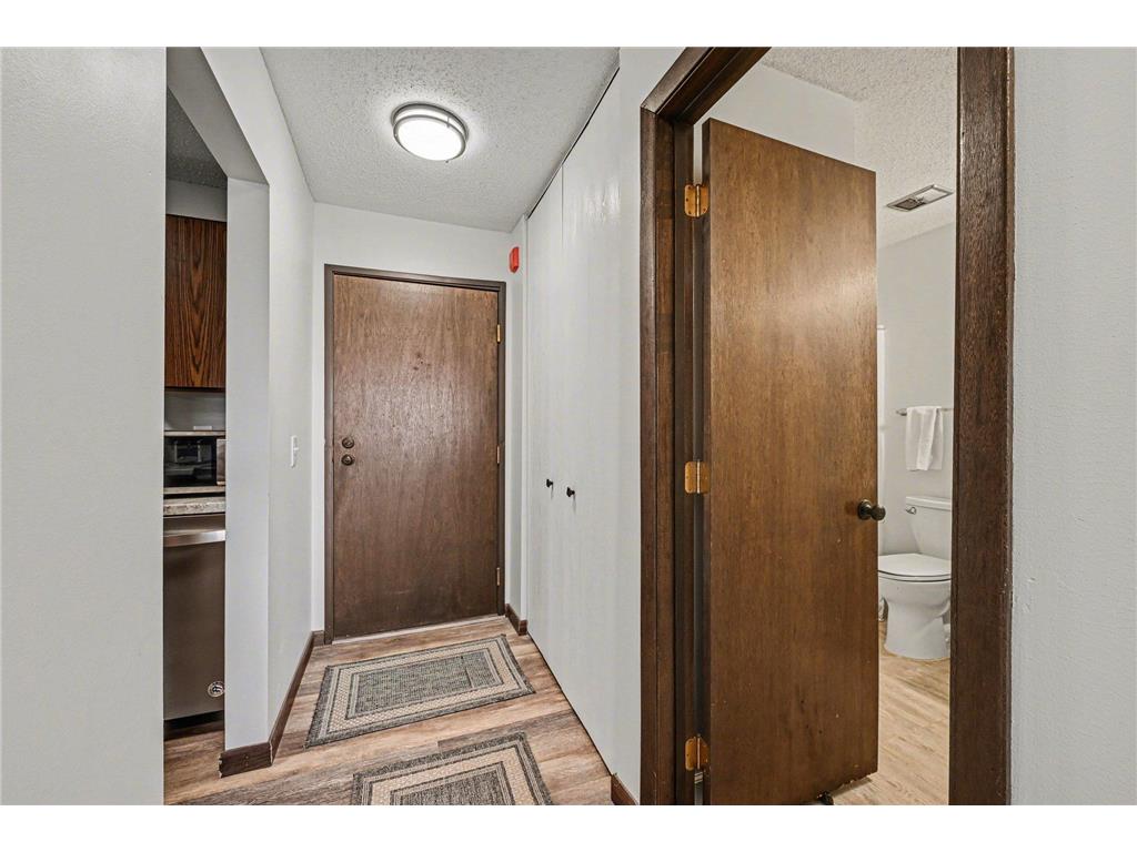 1304 W Medicine Lake Drive #221 Plymouth MN 55441 - Medicine Lake 7063893 image3