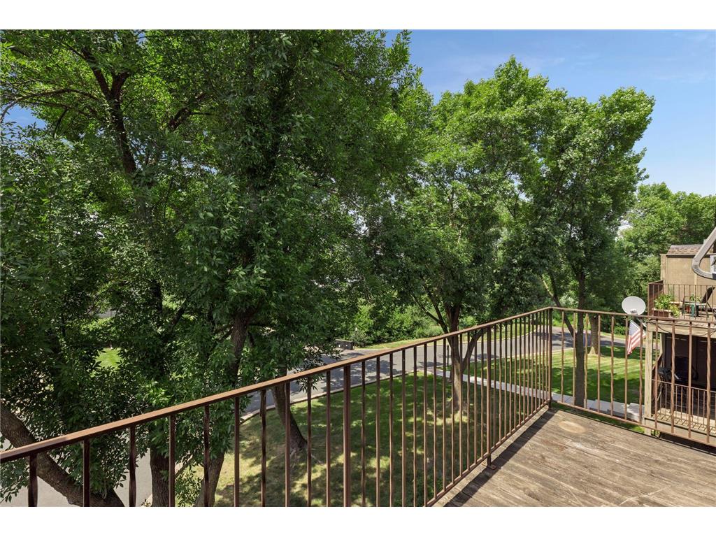1304 W Medicine Lake Drive #320 Plymouth MN 55441 - Medicine Lake 7111038 image22