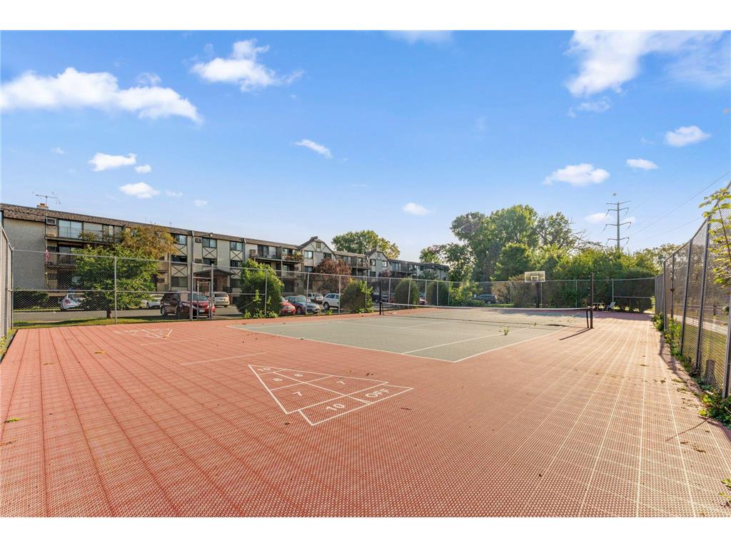 1304 W Medicine Lake Drive #323 Plymouth MN 55441 - Medicine Lake 7035152 image24